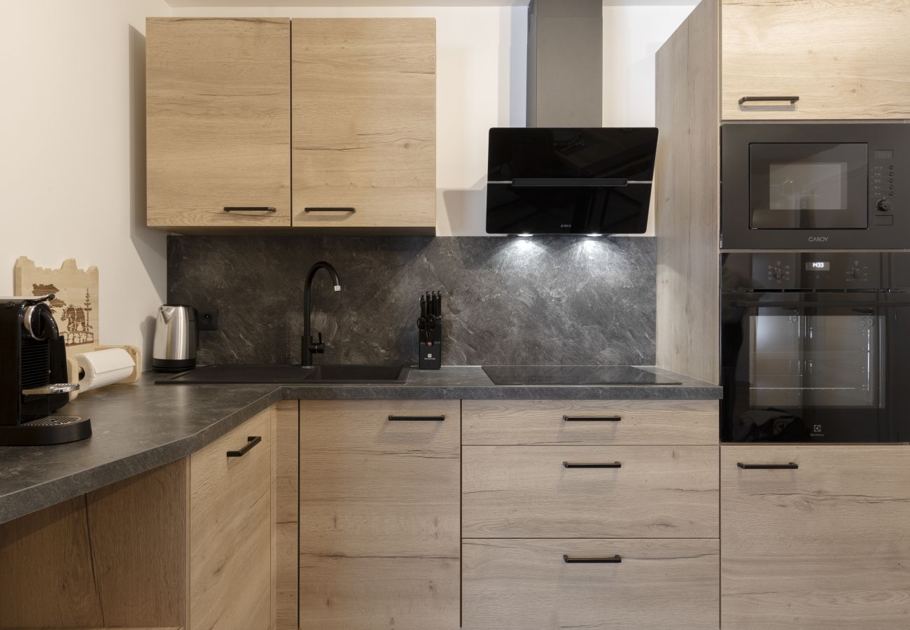 Apartment in Les Houches - The Bear – Sauna, Piscine - Face au Kandahar