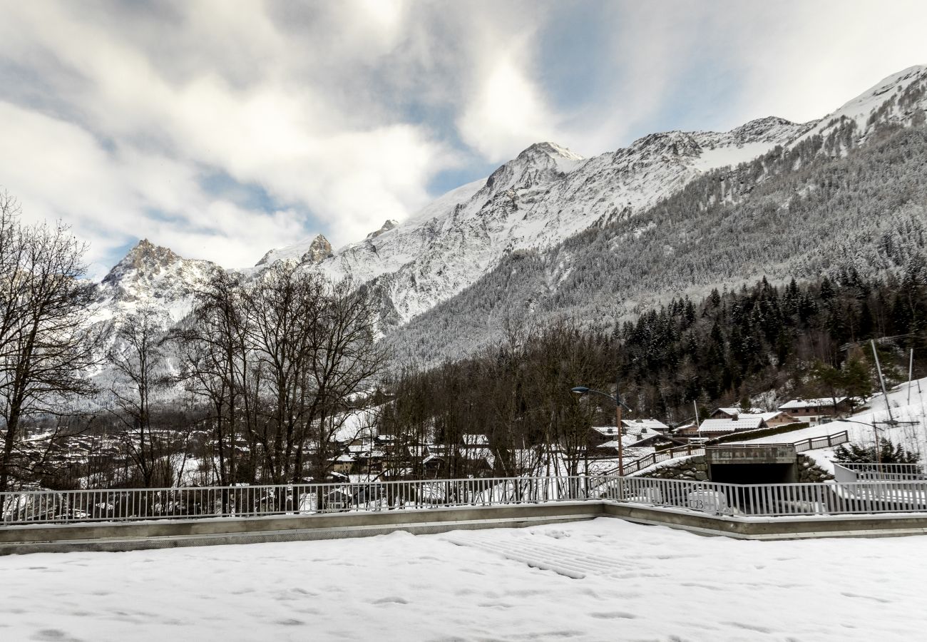 Apartment in Les Houches - The Bear – Sauna, Piscine - Face au Kandahar
