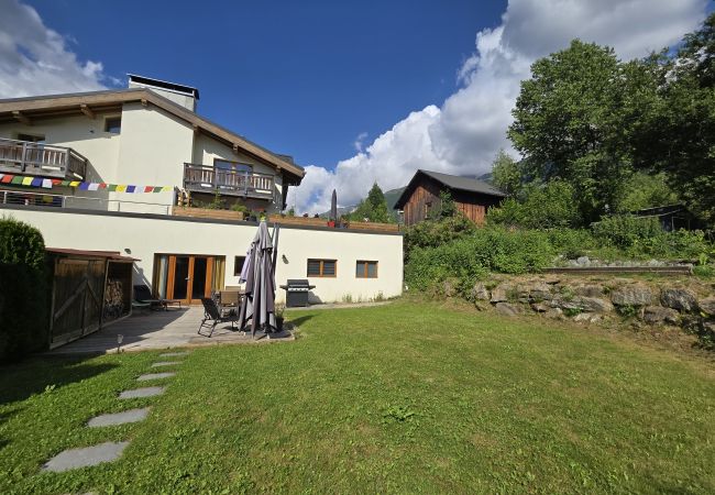  in Chamonix-Mont-Blanc - Pierre Belle - 80m² - Grande Terrasse et Jardin