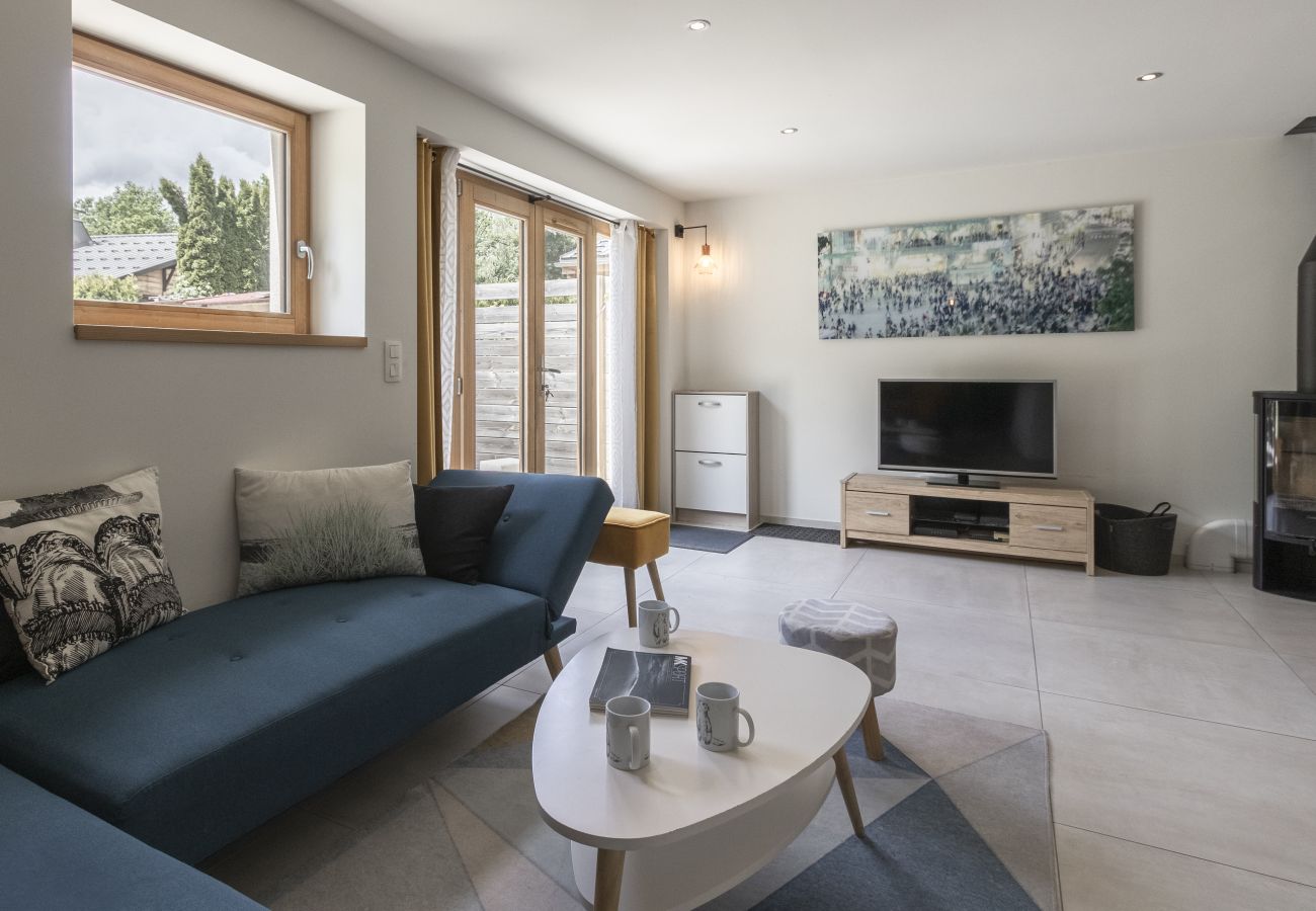 Apartment in Chamonix-Mont-Blanc - Pierre Belle - 80m² - Grande Terrasse et Jardin
