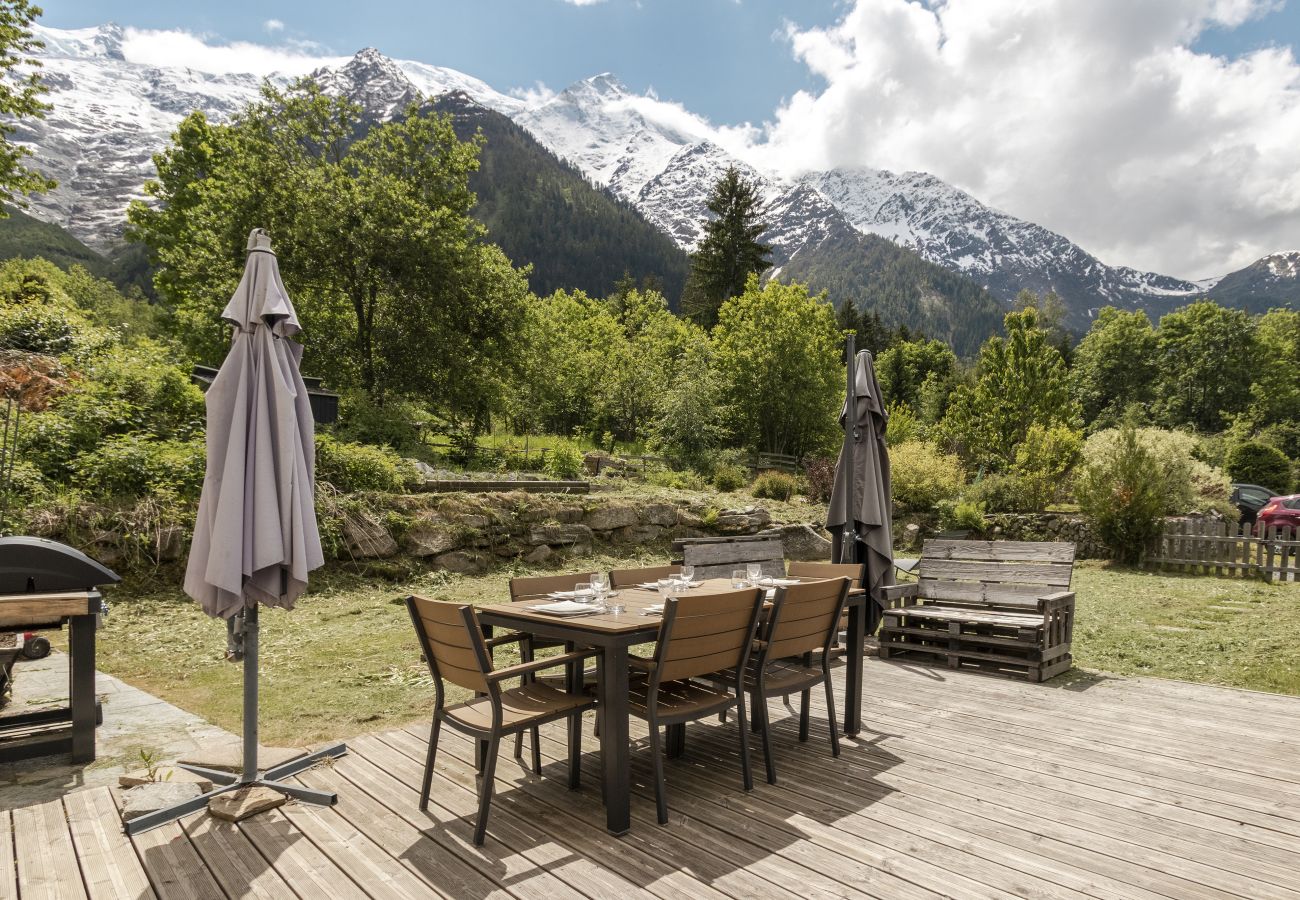 Apartment in Chamonix-Mont-Blanc - Pierre Belle - 80m² - Grande Terrasse et Jardin