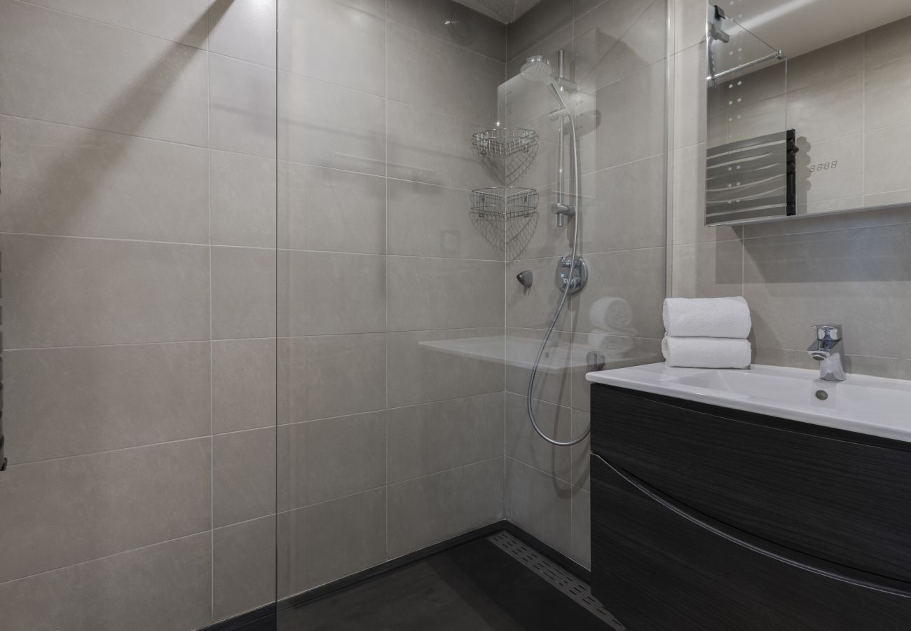Apartment in Chamonix-Mont-Blanc - Cristal des Glaces 3 - Vue Mont Blanc - Lac