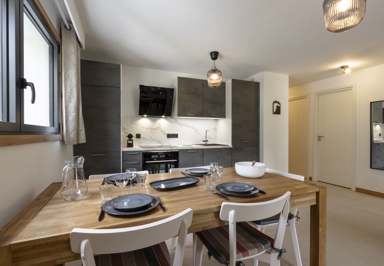 Apartment in Les Houches - Le mazot de Kayla - Espace bien être, picine • Vue