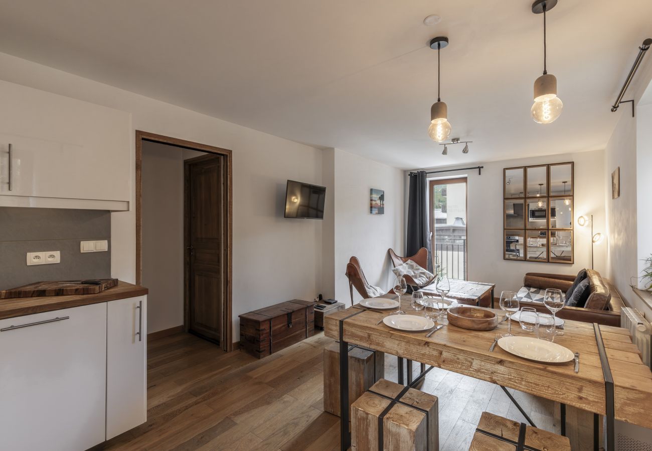 Apartment in Les Houches - La Terrasse- Panoramique- Familial-Près des pistes