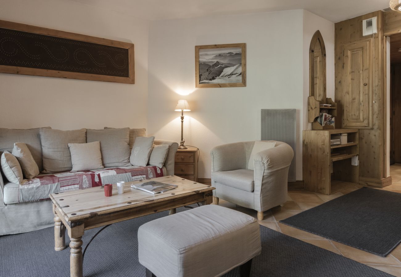 Apartment in Les Houches - Grande Jorasses 2 - Ski - Terrasse - Vue Montagne