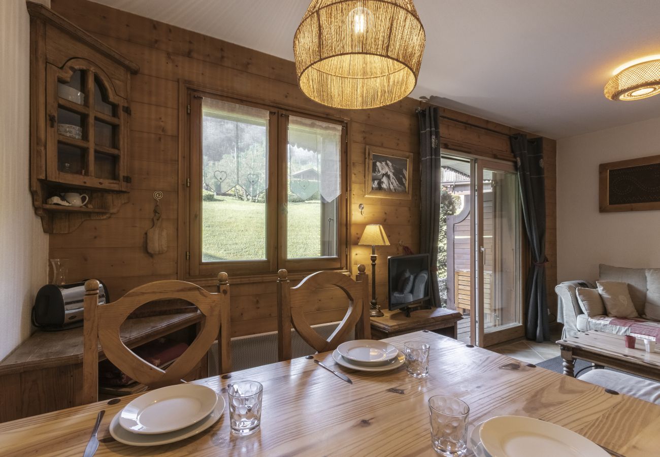 Apartment in Les Houches - Grande Jorasses 2 - Ski - Terrasse - Vue Montagne