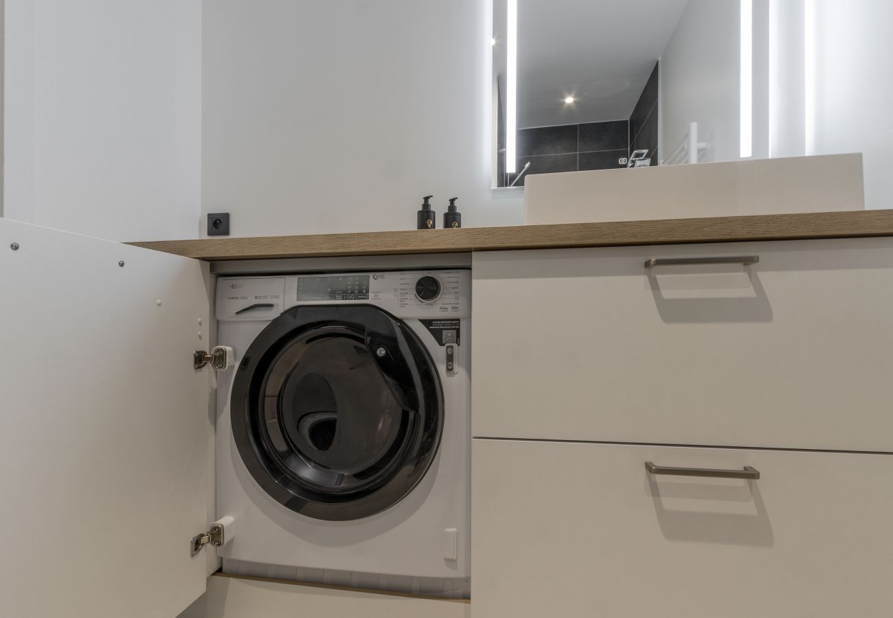 Apartment in Les Houches - Studio Kayla - Espace bien-être, Piscine