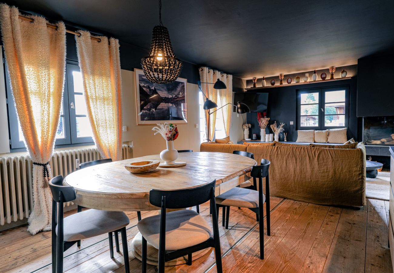 Apartment in Megève - Au Bord de l’eau – Ski & été en famille