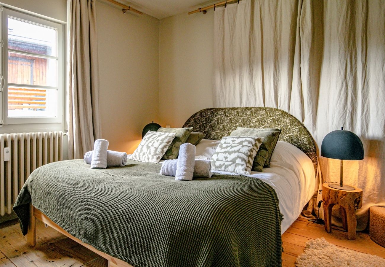Apartment in Megève - Au Bord de l’eau – Ski & été en famille