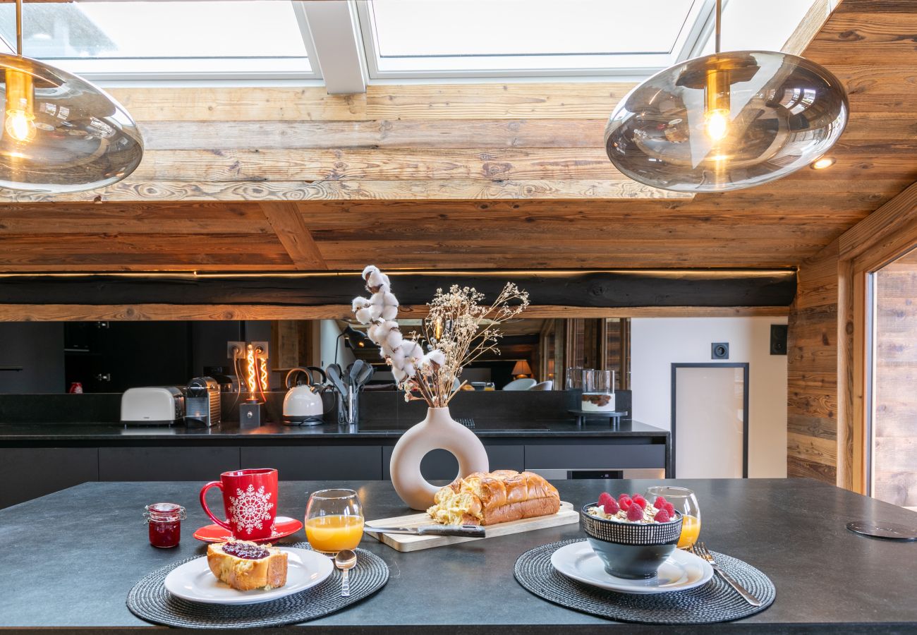 Apartment in Demi-Quartier - Le Black Wood - Chalet famille avec sauna, balnéo