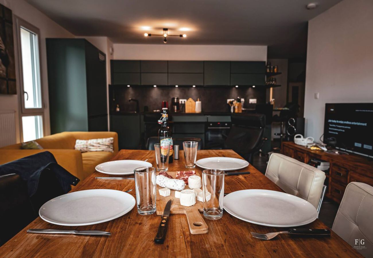 Apartment in Sallanches - Le Doran - Terrasse & Vue Mont Blanc