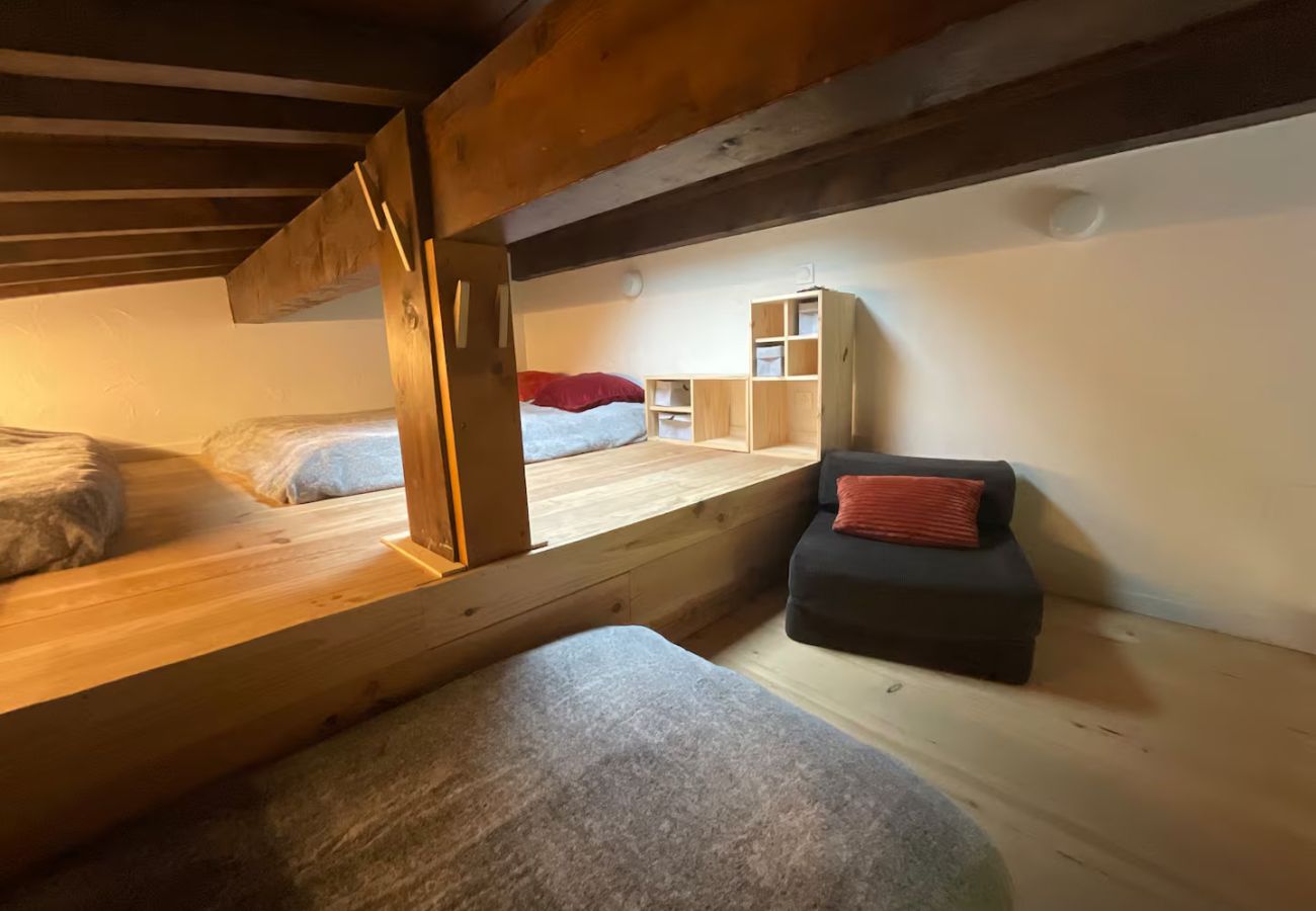 Apartment in Sallanches - Les Chaumes - T3 moderne piscine