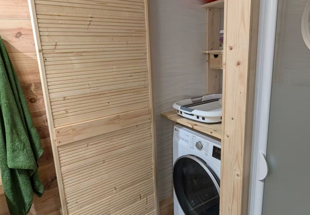 Apartment in Sallanches - Les Chaumes - T3 moderne piscine