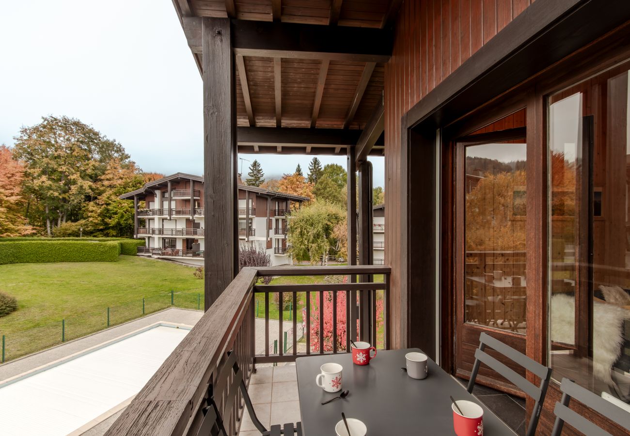 Apartment in Sallanches - Les Chaumes - T3 moderne piscine