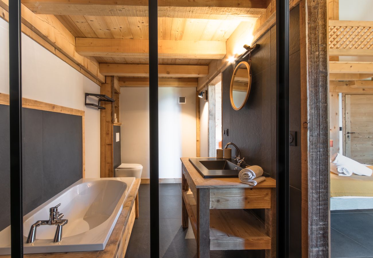 Apartment in Cordon - Appt Vincent - 200 m2 - Idéal famille - Vue Mont-B