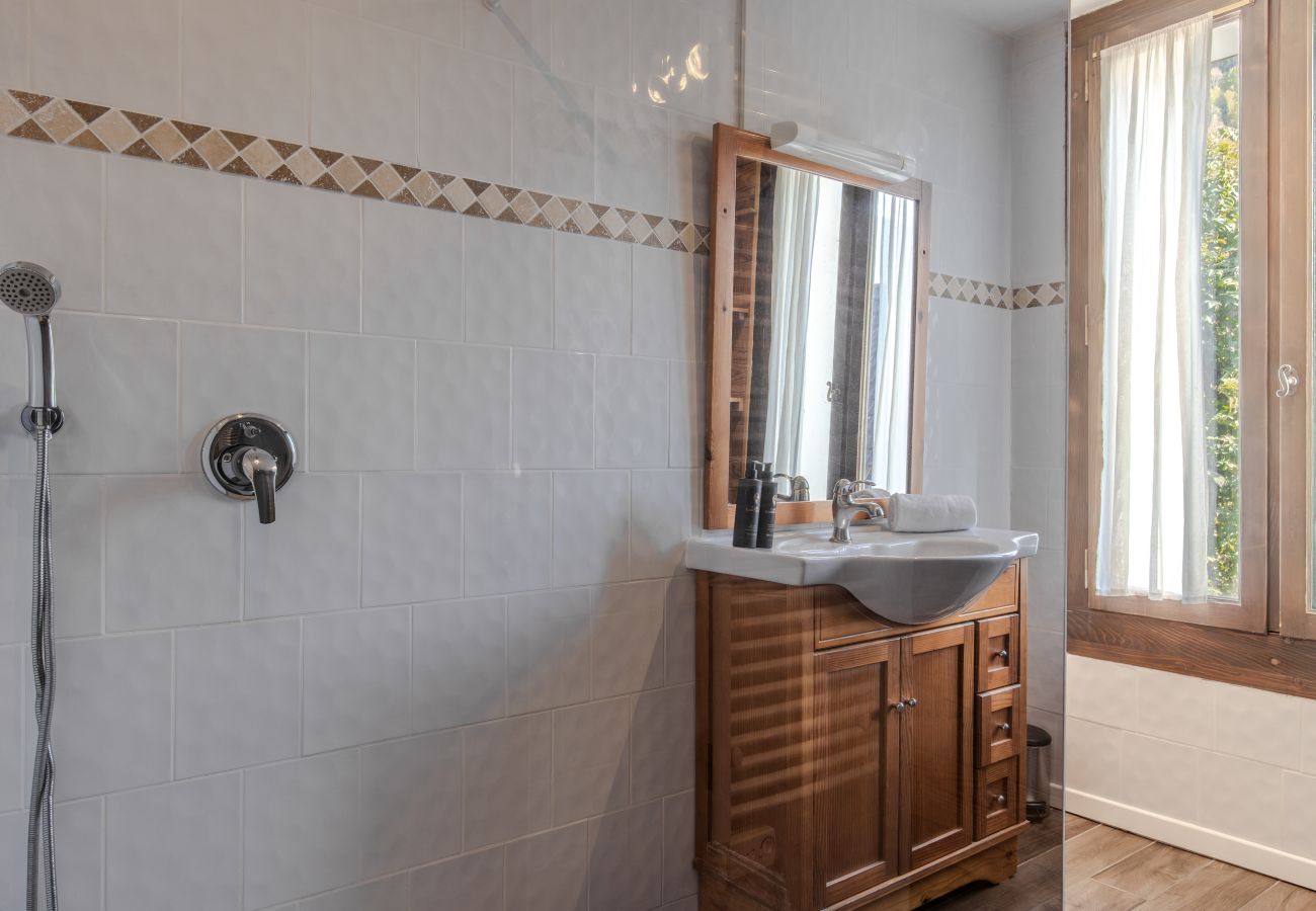 Apartment in Saint-Gervais-les-Bains - Au coin du feu - Vue chaine Mont Blanc