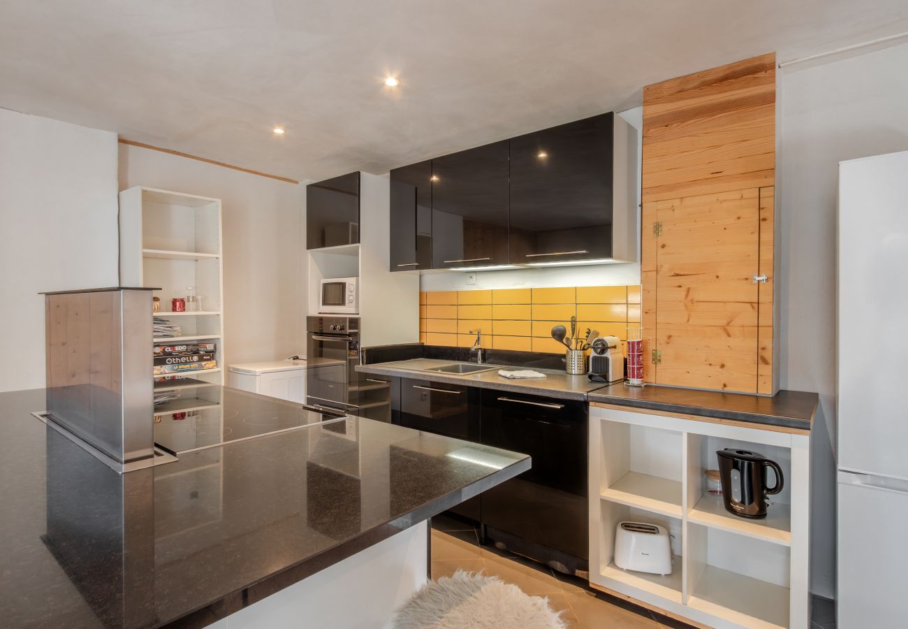 Apartment in Saint-Gervais-les-Bains - Au coin du feu - Vue chaine Mont Blanc