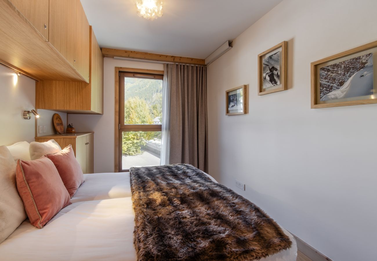 Apartment in Chamonix-Mont-Blanc - Blanc Mont Blanc - Centre-ville Rénové & Parking