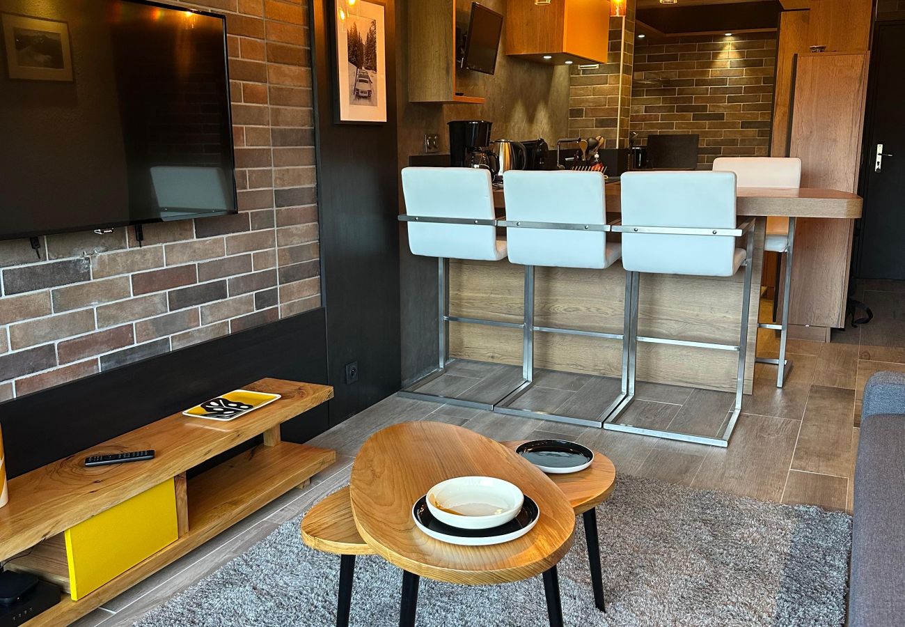 Apartment in Saint-Gervais-les-Bains - Le Saint Bernard - T2 Terrasse Vue Mont Joli 42m2
