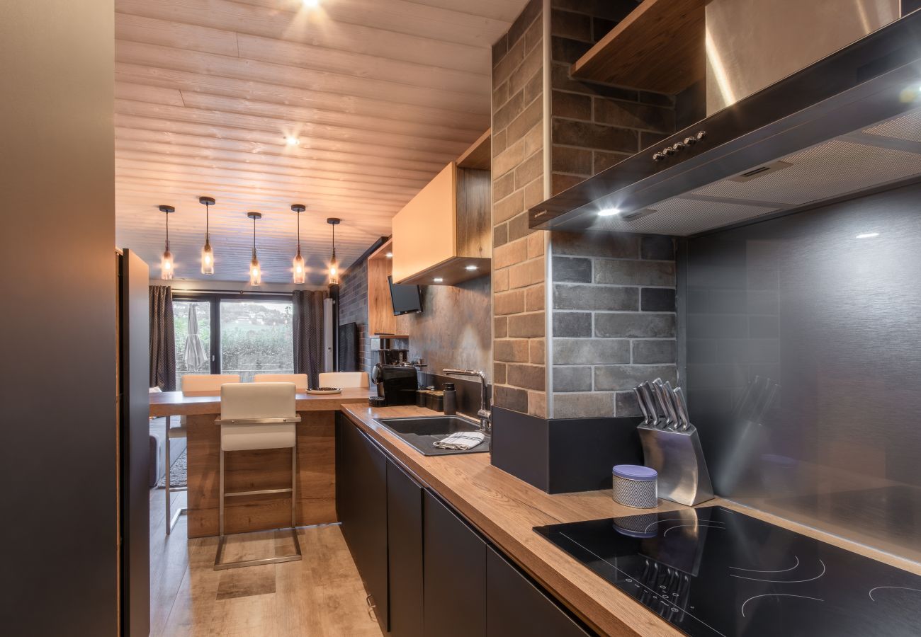 Apartment in Saint-Gervais-les-Bains - Le Saint Bernard - T2 Terrasse Vue Mont Joli 42m2