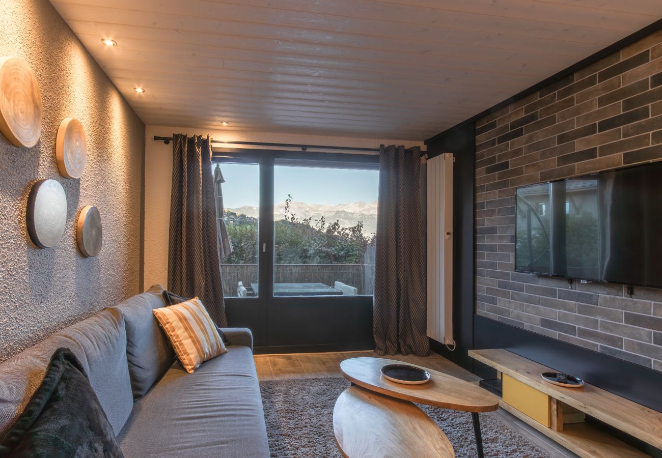 Apartment in Saint-Gervais-les-Bains - Le Saint Bernard - T2 Terrasse Vue Mont Joli 42m2