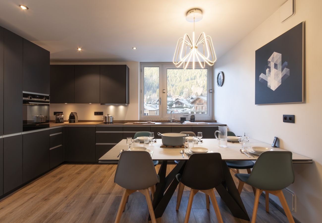 Apartment in Chamonix-Mont-Blanc - Quartz - Appt 4 étoiles vue Mont-Blanc - Centre