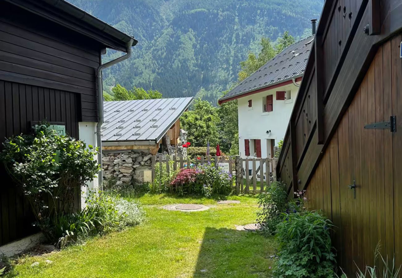 Apartment in Chamonix-Mont-Blanc - Le Nevada - Duplex T4  Proche Centre