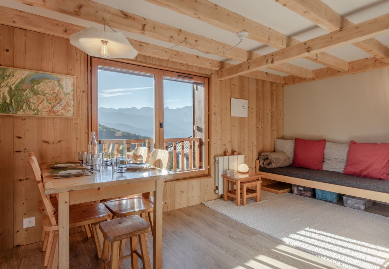 Apartment in Saint-Gervais-les-Bains - Le Mont Joux - Vue montagne & télécabine