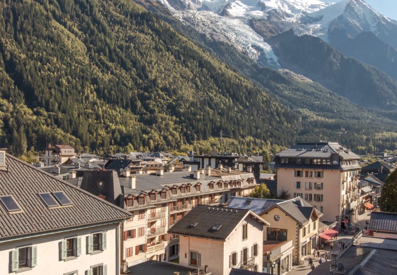 Apartment in Chamonix-Mont-Blanc - Appt Cosy - Vue Mont-Blanc en hyper centre