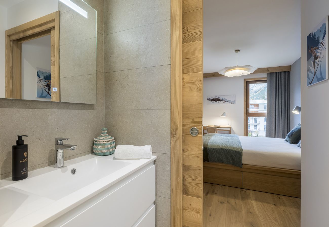 Apartment in Chamonix-Mont-Blanc - White Dream - Vue et confort en centre-ville
