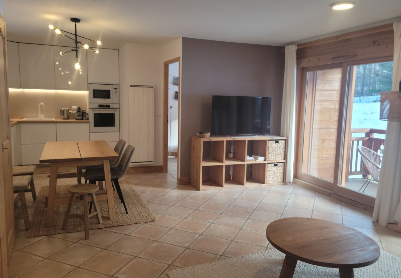 Apartment in Les Houches - Le Hameau des Glaciers – Ski & Vue Incroyable