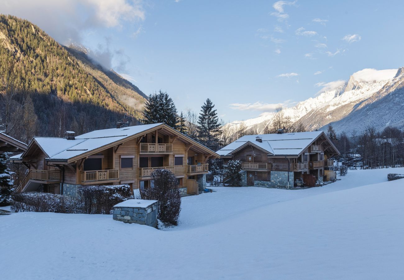 Apartment in Les Houches - Le Hameau des Glaciers – Ski & Vue Incroyable