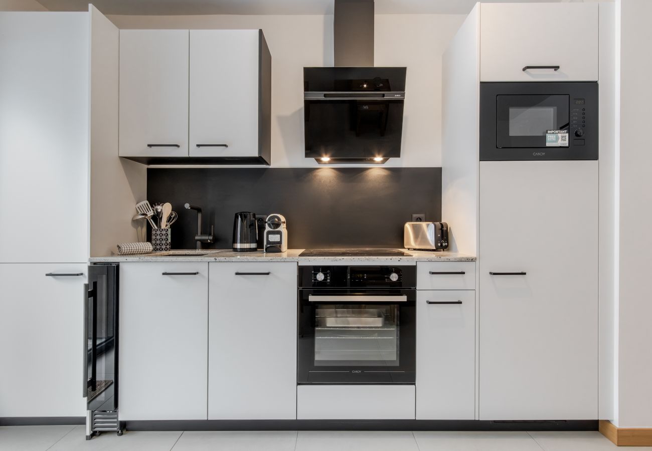 Apartment in Les Houches - Le Manoir de Kayla – Piscine, Sauna & Vue