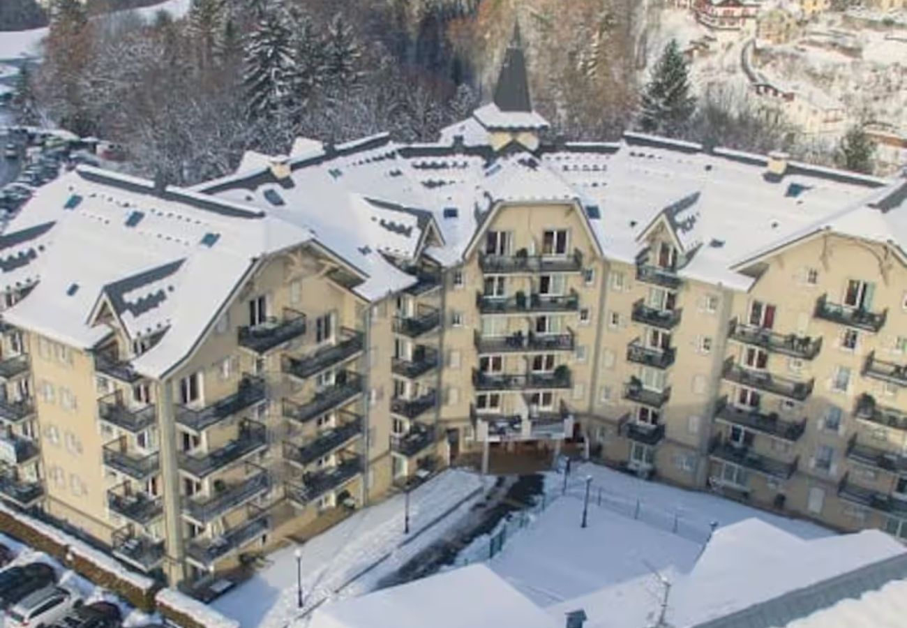 Apartment in Saint-Gervais-les-Bains - Grand Panorama – T3 skis aux pieds Bettex