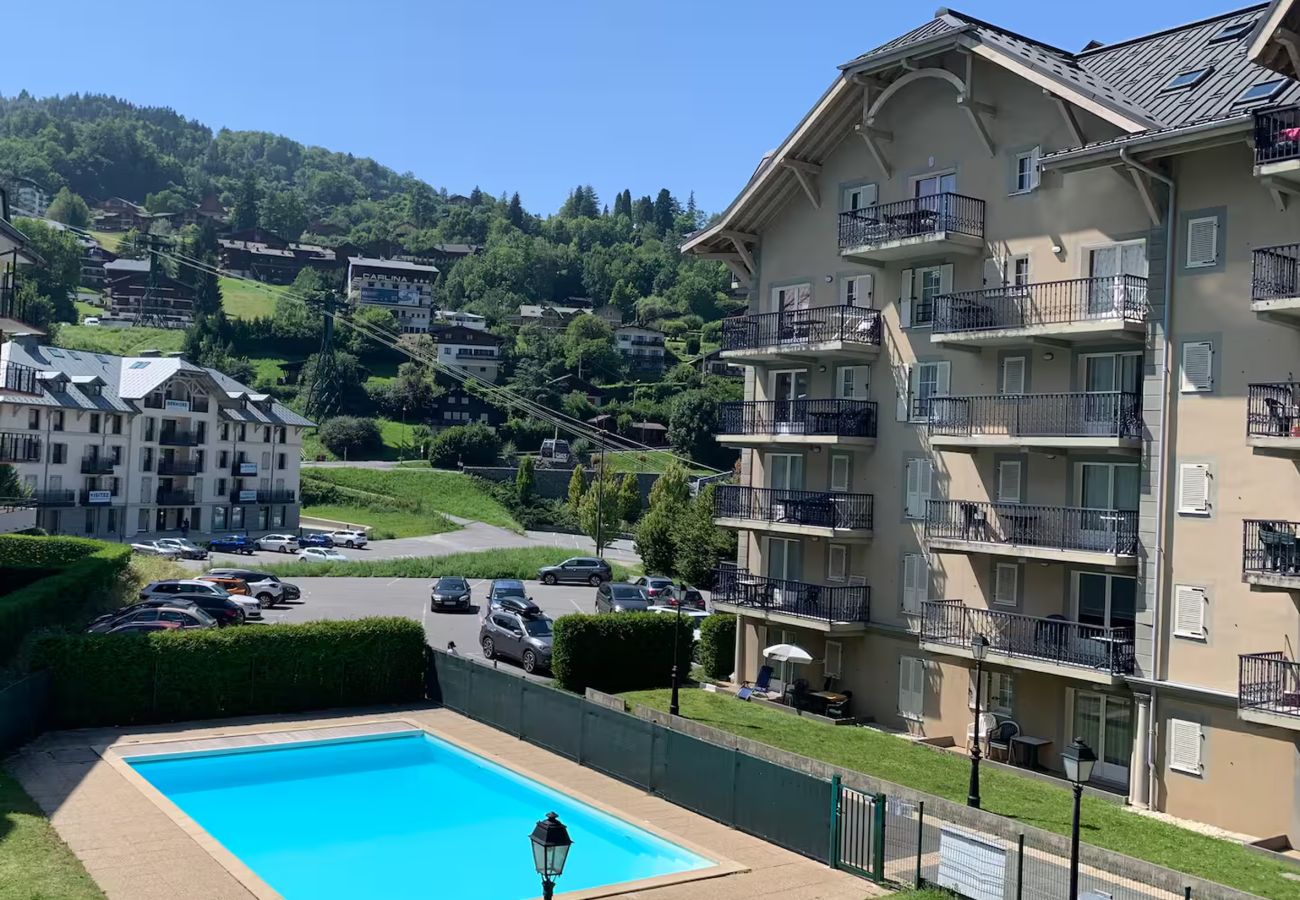 Apartment in Saint-Gervais-les-Bains - Grand Panorama – T3 skis aux pieds Bettex