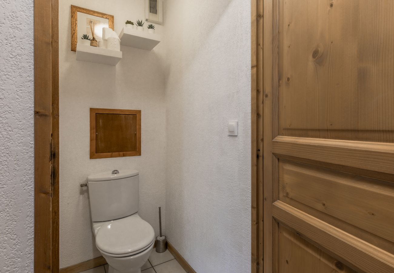 Apartment in Saint-Gervais-les-Bains - Grand Panorama – Piscine l'été - Pied télécabine