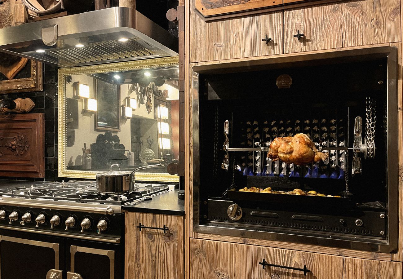 Chalet in Chamonix-Mont-Blanc - Chalet La Renarde - Expérience alpine unique