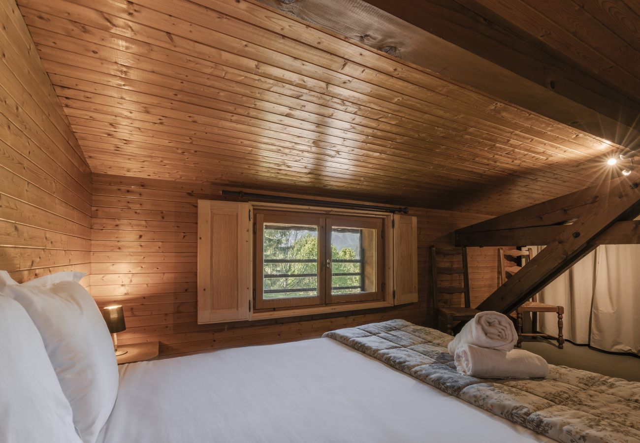 Apartment in Chamonix-Mont-Blanc - Les Carlines des Bossons - by Care Concierge