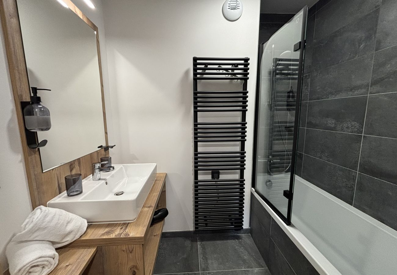 Apartment in Saint-Gervais-les-Bains - Canopée 206 - by Care Concierge