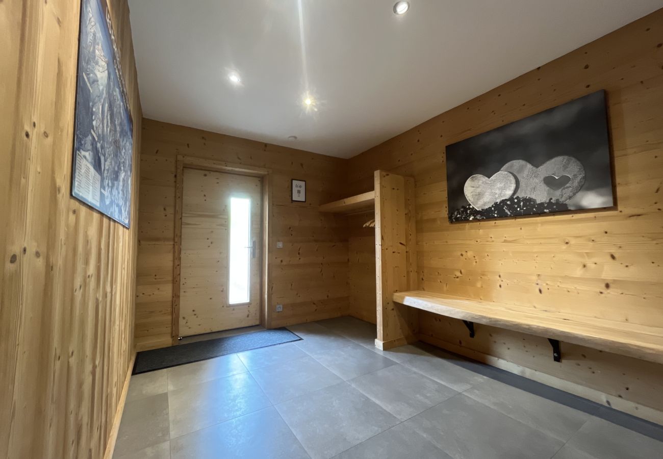 Chalet in Combloux - Chalet La Centaurée - by Care Concierge
