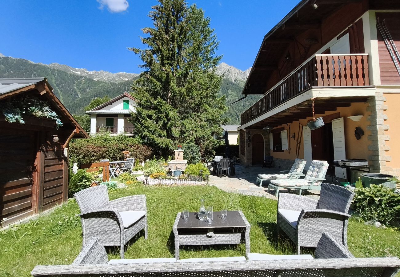 Chalet in Chamonix-Mont-Blanc - Le Jardin des Vardesses - by Care Concierge