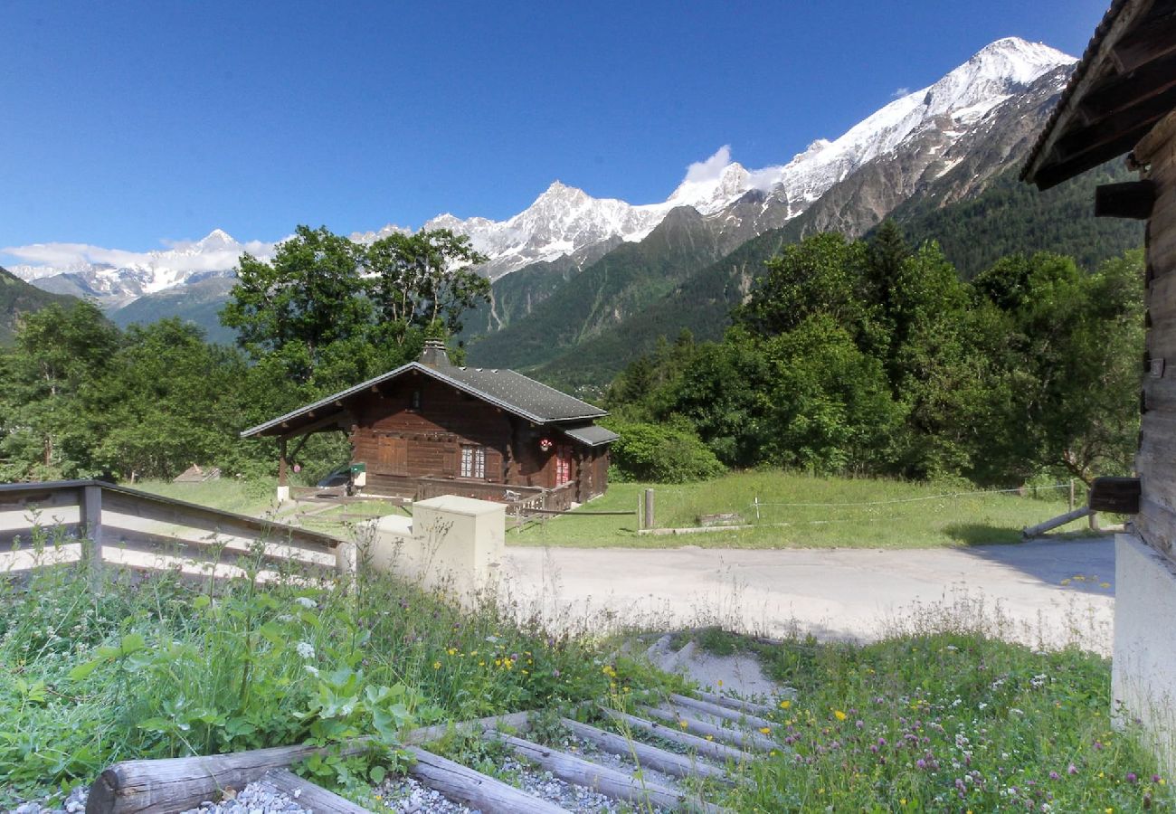 Apartamento en Les Houches - Appt L'Abeille - Rénové et skis aux pieds