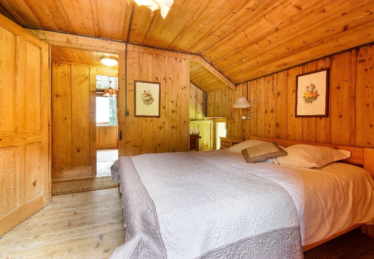 Chalet en Les Houches - Chalet des Chavants -Grand jardin- vue Mt-Blanc