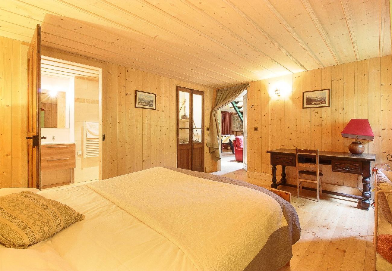 Chalet en Les Houches - Chalet des Chavants -Grand jardin- vue Mt-Blanc