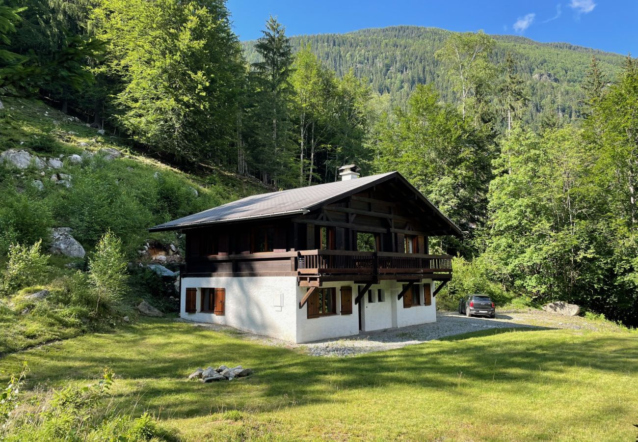 Chalet en Les Houches - Chalet des Eaux Rousses