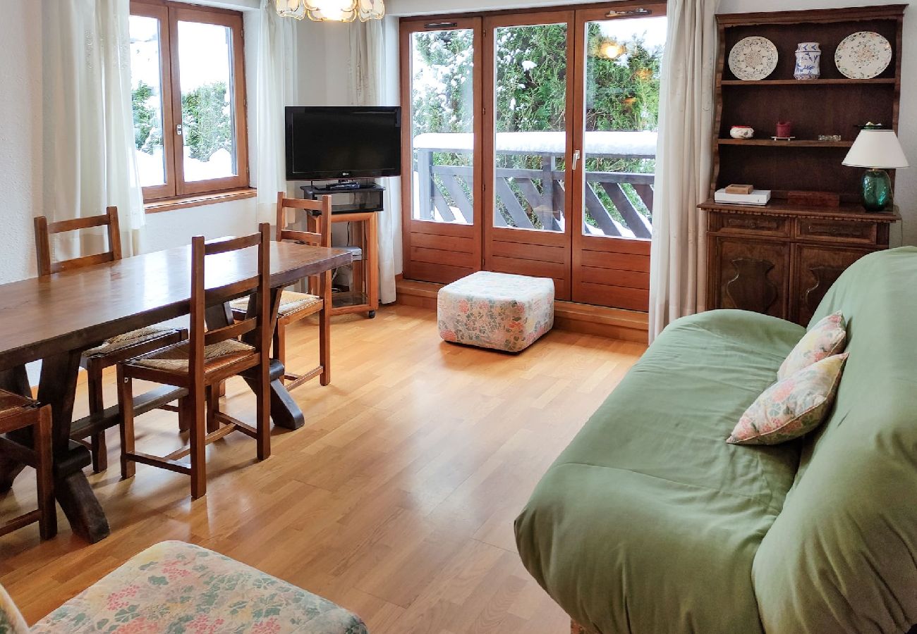 Appartamento a Chamonix-Mont-Blanc - Chemin du Sapi - Jardin privé - Centre de Cham |