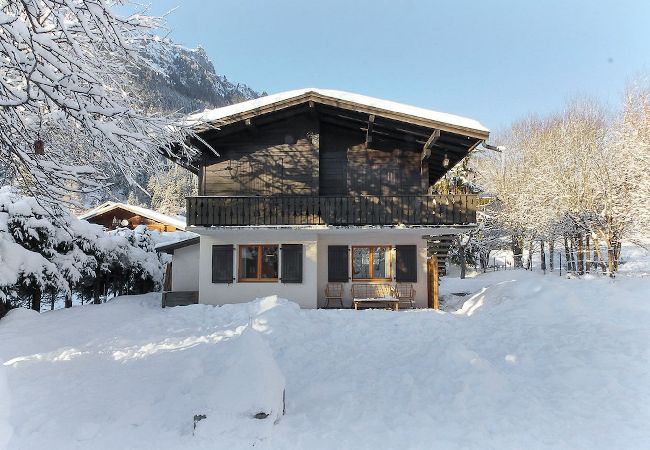Appartement à Chamonix-Mont-Blanc - Violette de Cham - Jardin privé - Vue Mont Blanc Appartement à Chamonix-Mont-Blanc - Violette de Cham - Jardin privé - Vue Mont Blanc