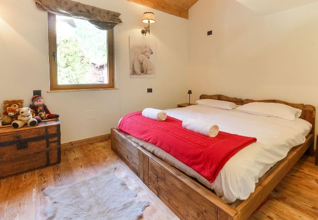 Chalet à Chamonix-Mont-Blanc - Clos des Vorgeats - Duplex Mt-Blanc View Chalet à Chamonix-Mont-Blanc - Clos des Vorgeats - Duplex Mt-Blanc View