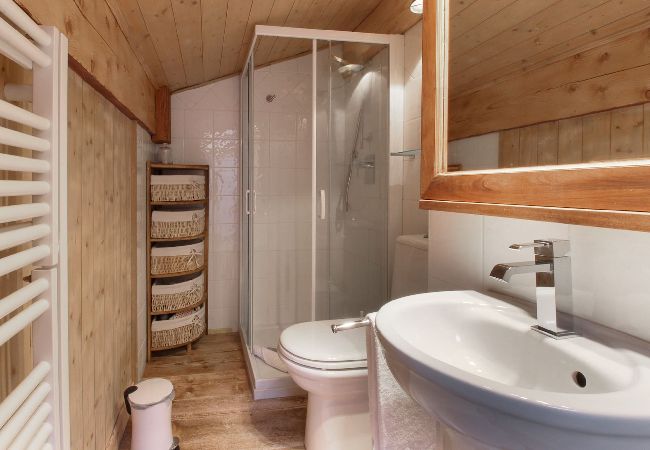 Chalet à Chamonix-Mont-Blanc - Clos des Vorgeats - Duplex Mt-Blanc View Chalet à Chamonix-Mont-Blanc - Clos des Vorgeats - Duplex Mt-Blanc View