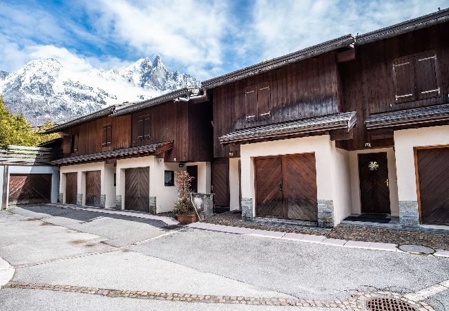 Chalet à Chamonix-Mont-Blanc - Clos des Vorgeats - Duplex Mt-Blanc View Chalet à Chamonix-Mont-Blanc - Clos des Vorgeats - Duplex Mt-Blanc View